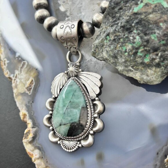 Sterling Southwestern Style Teardrop Emerald Decorated Pendant For Women - Picture 5 of 10